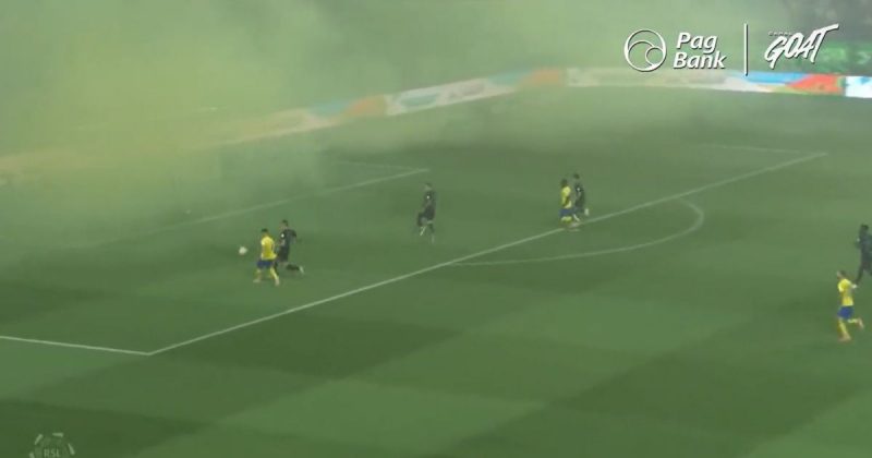 Cristiano Ronaldo faz gol no meio da fumaça no Sauditão 