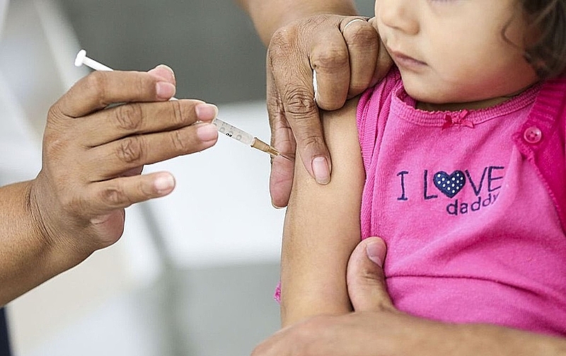 Vaccination of children and young people is the focus of the campaign in Camboriu