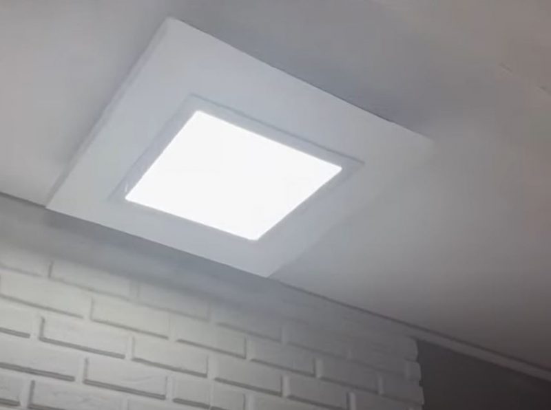 Com um vídeo publicado em seu canal de YouTube, André mostra que é possível fazer verdadeiras obras de arte com isopor 