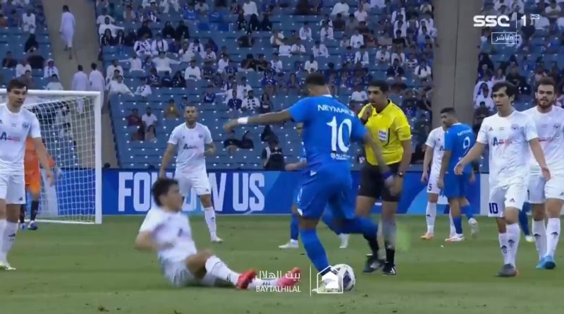 Neymar em ação na Arábia 