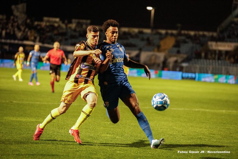 Ava&iacute; e Novorizontino fizeram primeiro tempo de muitos erros – Foto: Ozzair Jr/Novorizontino/ND