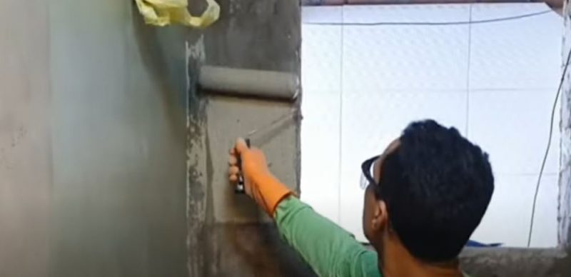 Pedreiro traz solução para as infiltrações 