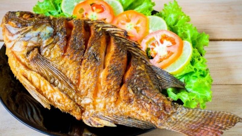 Peixe é um dos alimentos indicados na perda de peso e melhora do sono