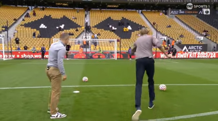 Peter Crouch vira meme na Inglaterra – Foto: Youtube