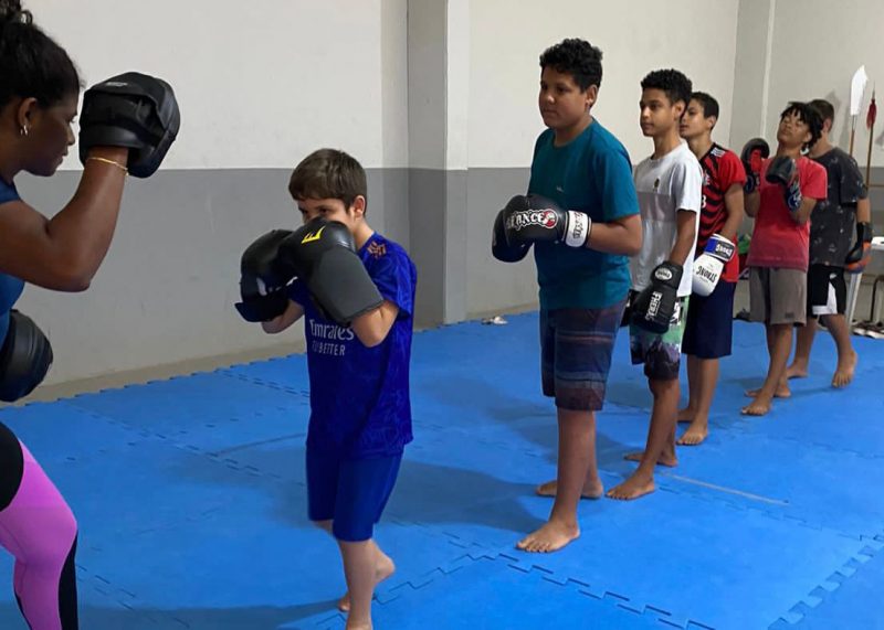 Crian&ccedil;as a partir de 5 anos podem participar das aulas – Foto: Reprodu&ccedil;&atilde;o/Prefeitura de Itaja&iacute;