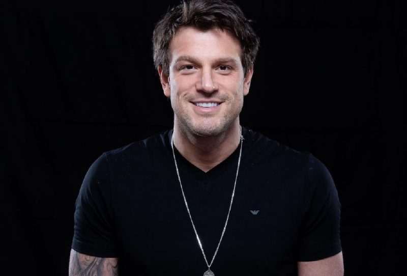 Rafael Puglisi morreu ap&oacute;s bater a cabe&ccedil;a na piscina, diz assessoria – Foto: REPRODU&Ccedil;&Atilde;O/REDES SOCIAIS/ND