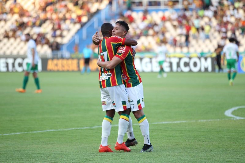 Chapecoense x Sampaio Corrêa: assista ao vivo ao jogo de hoje do  Brasileirão Série B