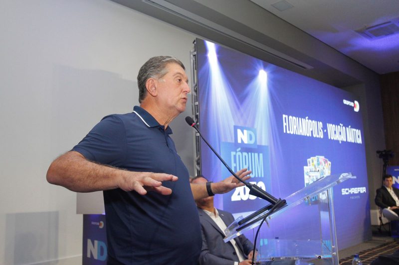 O prefeito de Florian&oacute;polis, Top&aacute;zio Neto, falou do potencial da Capital para o transporte mar&iacute;timo – Foto: Leo Munhoz/ ND