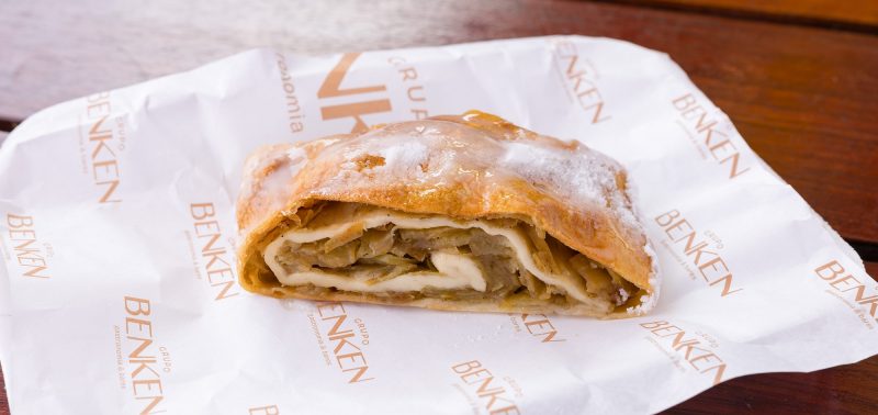 O tradicional strudel &eacute; uma boa sobremesa na Oktoberfest Blumenau – Foto: Oktoberfest/Divulga&ccedil;&atilde;o