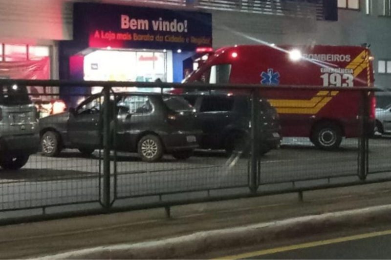 Autor dos disparos segue foragido, de acordo com a PM. V&iacute;tima precisou ser encaminhada ao hospital em estado grave – Foto: CBM/Divulga&ccedil;&atilde;o/ND