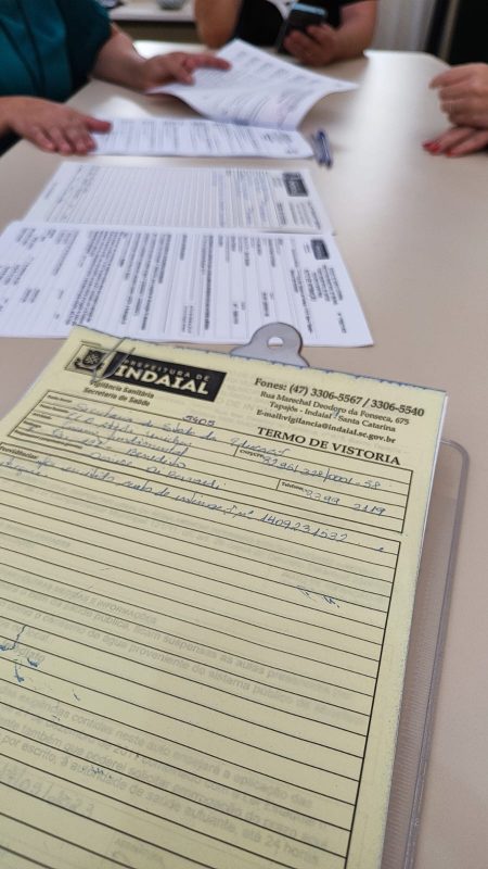 Nove alunos da Escola Estadual Atella Jenichen foram encaminhados ao hospital com suspeita de intoxicação na última quinta-feira (14)