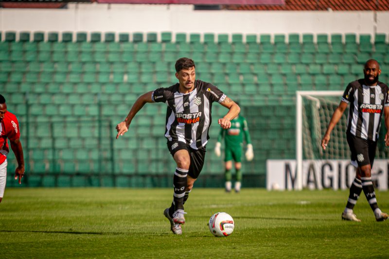 Vinícius Nucci, novo reforço do Concórdia, foi revelado no Figueirense