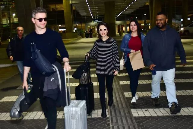 Sandy e Lucas Lima desembarcaram juntos no aeroporto de Campinas 