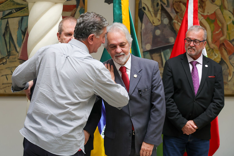 Prefeito Top&aacute;zio Neto e o governador interino Jo&atilde;o Henrique Blasi – Foto: Ricardo Trida/Secom/Divulga&ccedil;&atilde;o