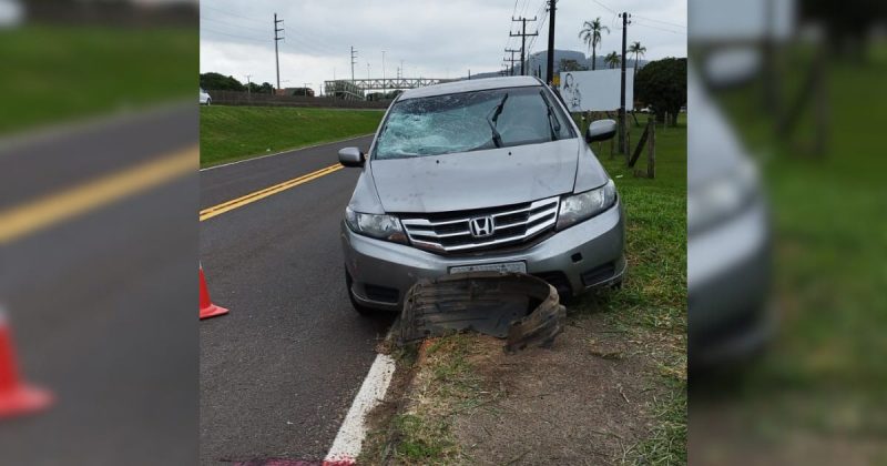 Acidente aconteceu &agrave;s margens da BR-101. – Foto: Corpo de Bombeiros/Divulga&ccedil;&atilde;o/ND
