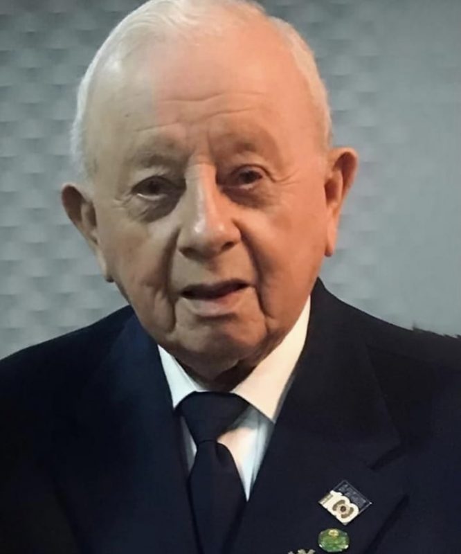 Nemetz homenageia o amigo falecido – Foto: Divulga&ccedil;&atilde;o