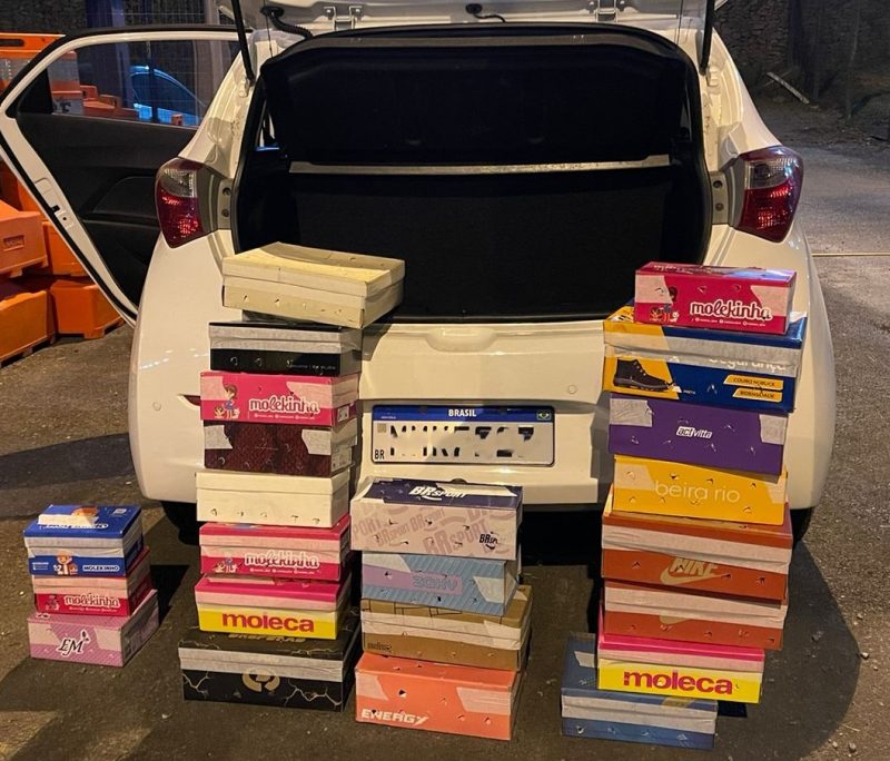 Pela quarta vez em menos de dois meses, a PRF flagra a mesma dupla de homens cometendo o mesmo crime de contrabando de aves silvestres, na BR-470 