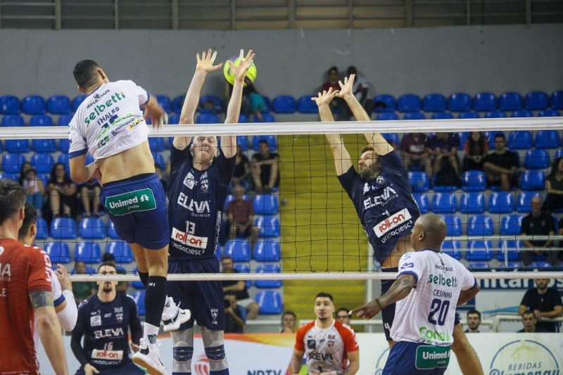 Joinville Vôlei e Blumenau se enfrentam pela quarta vez na temporada