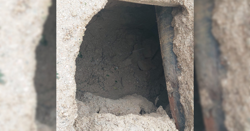 Buraco se abriu na cabeceira da ponte em virtude das chuvas. – Foto: Prefeitura de Morro da Fuma&ccedil;a/Divulga&ccedil;&atilde;o/ND