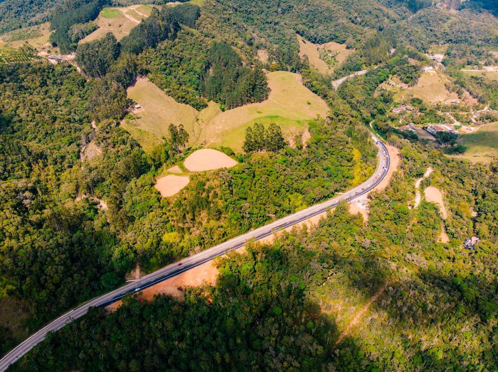 Highway BR-282 is the main corridor between Greater Florianopolis and Serra and the rest of the state - Dnit/Divulgação/ND.