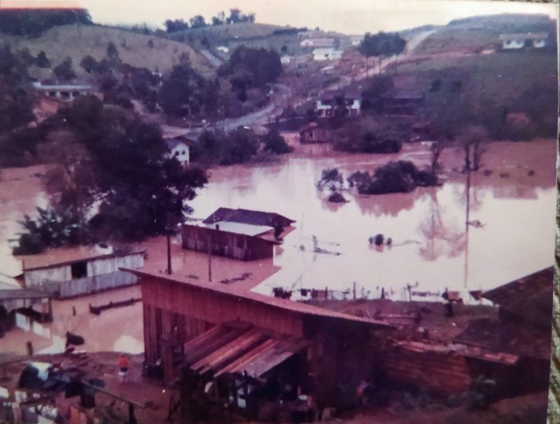 Foto da casa da dona Adelaide Salvador na d&eacute;cada de 80 – Foto: Arquivo Pessoal/Reprodu&ccedil;&atilde;o/ND