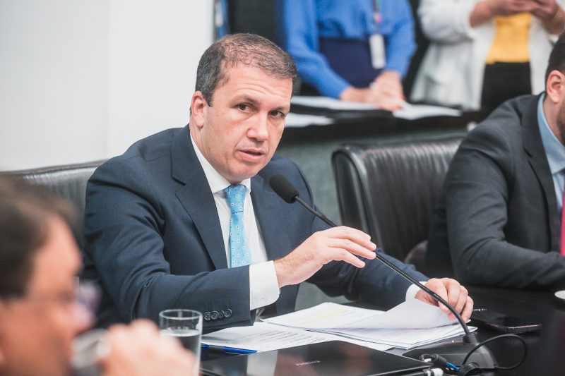Deputado Camilo Martins explicou o objetivo do fundo – Foto: Bruno Colla&ccedil;o / Ag&ecirc;ncia AL/ND