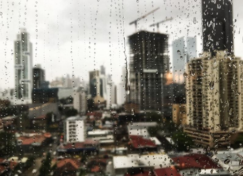 Com máximas de 30º, SC enfrenta nova onda de chuvas a partir de domingo; confira a previsão