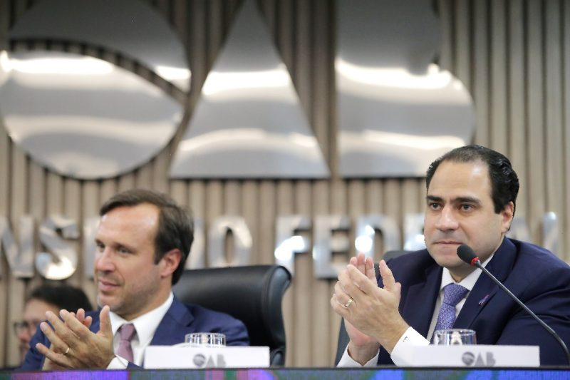 Rafael Horn e Beto Simonetti, respectivamente, vice e presidente da OAB - Foto: Divulgação/OAB