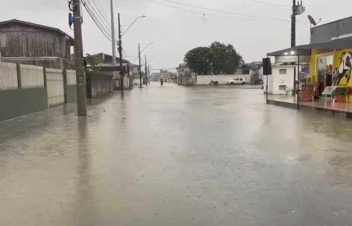 Abastecimento está comprometido em Itajaí &#8211; Foto: Reprodução/NDTV