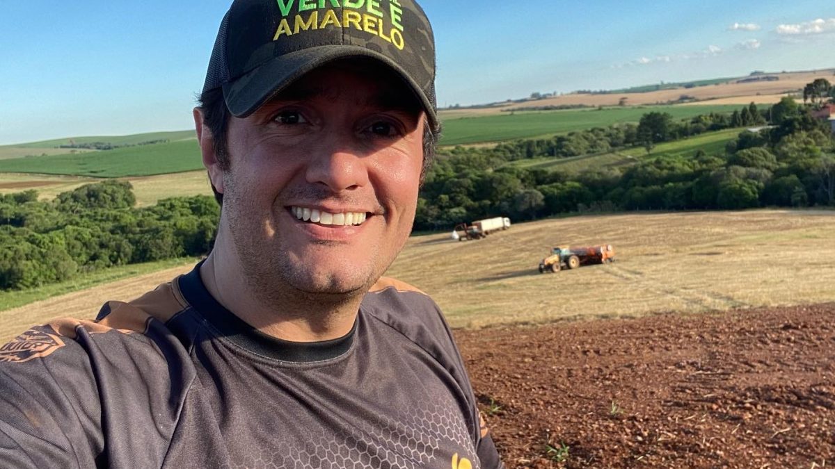 Fuzil, colheitadeiras e picape de luxo: os R$ 14 milhões em bens declarados por Jeferson Rocha, candidato ao Senado por SC