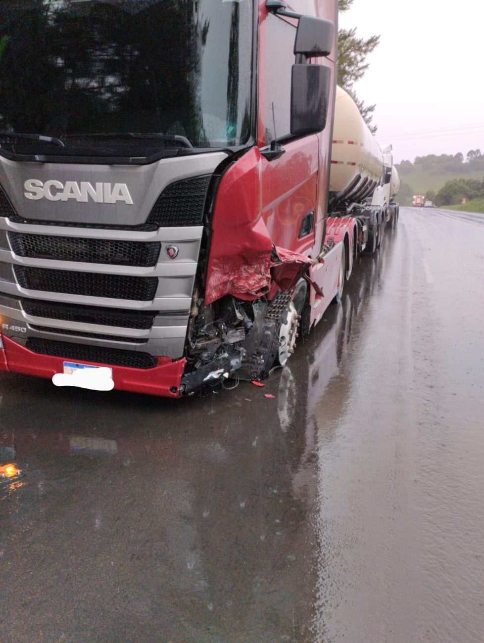 The truck driver was not injured - Social networks/Reproduction/ND