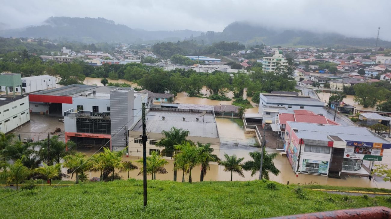 Laurentino flooded the streets due to the rains that hit Santa Catarina – Reproduction/ND