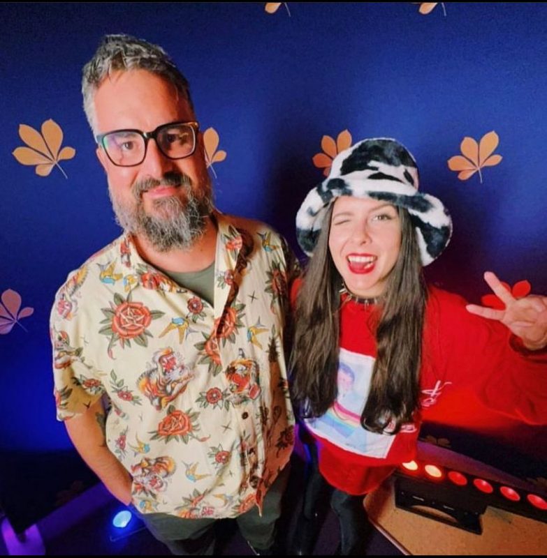 Cineastas Lucas Barros e Mariana Thom&eacute;, diretores do document&aacute;rio “Jonathan Shaw: Tatuagem Vira Arte”, que estreia no Festival do Rio – Foto: Divulga&ccedil;&atilde;o