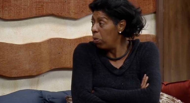 Amiga da onça? Márcia Fu fala mal de Radamés e divide opiniões