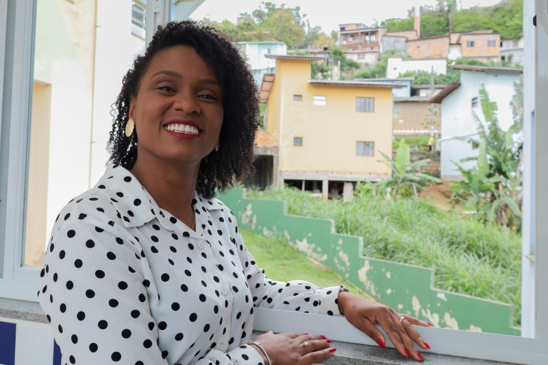 Professora Marrara Gomes nasceu e se criou na comunidade do Morro do Hor&aacute;cio – Foto: Bianca Taranti/Especial para o ND-64