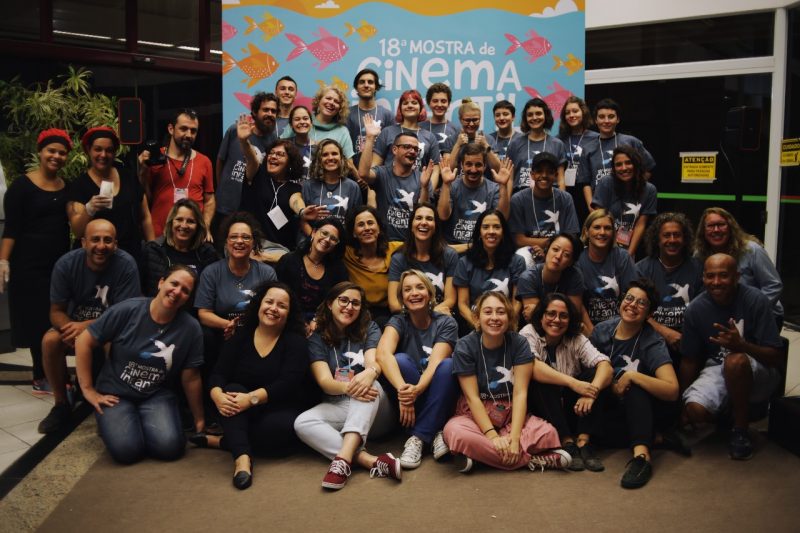 Equipe que participou da 18&ordf; edi&ccedil;&atilde;o da Mostra de Cinema Infantil – Foto: Divulga&ccedil;&atilde;o/ND