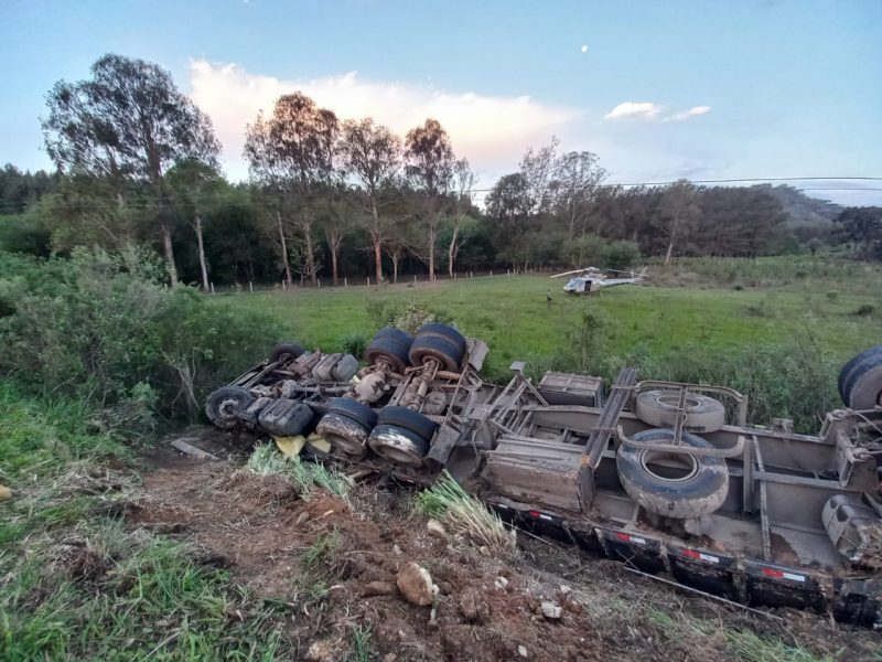 Socorristas tentaram reanimar a v&iacute;tima por 45 minutos – Foto: Bombeiros/Divulga&ccedil;&atilde;o/ND
