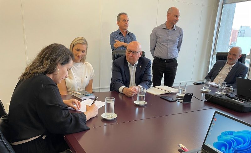 Termo de coopera&ccedil;&atilde;o entre a CGE e a SED – Foto: SED/ Divulga&ccedil;&atilde;o/ND