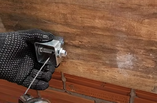 Pedreiro inova com técnica inédita