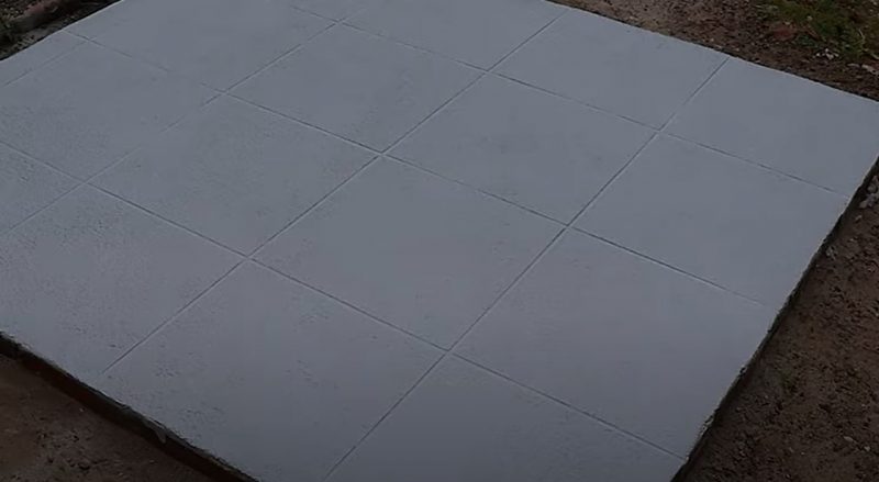 Pedreiro ensina a fazer piso antiderrapante 