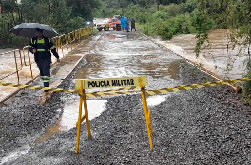 Santa Catarina tem risco para deslizamento após passagem de frente fria e mudança no tempo