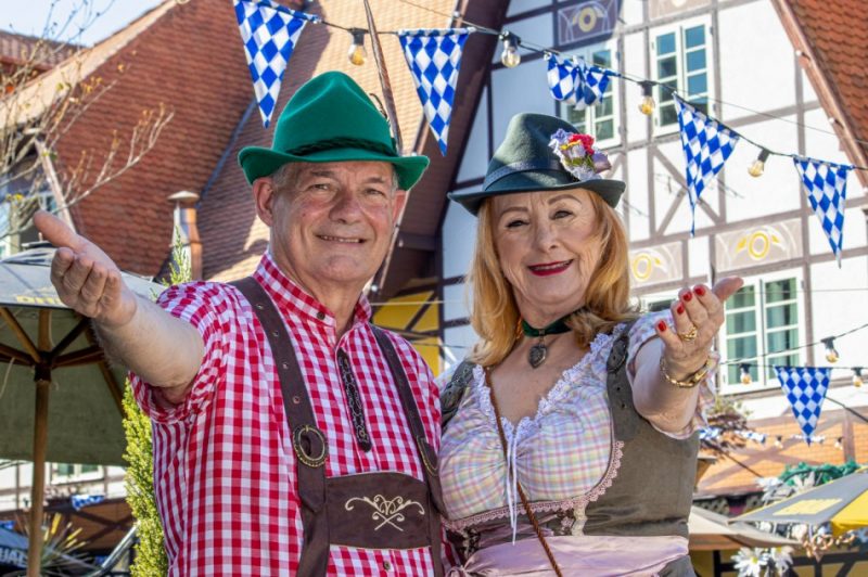 Nesta quinta feira a Oktoberfest promoverá uma tarde dançantes dedicada aos idosos - Foto: Prefeitura de Blumenau/Reprodução/ND