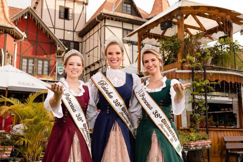 Realeza da Oktoberfest Blumenau se despede neste domingo 