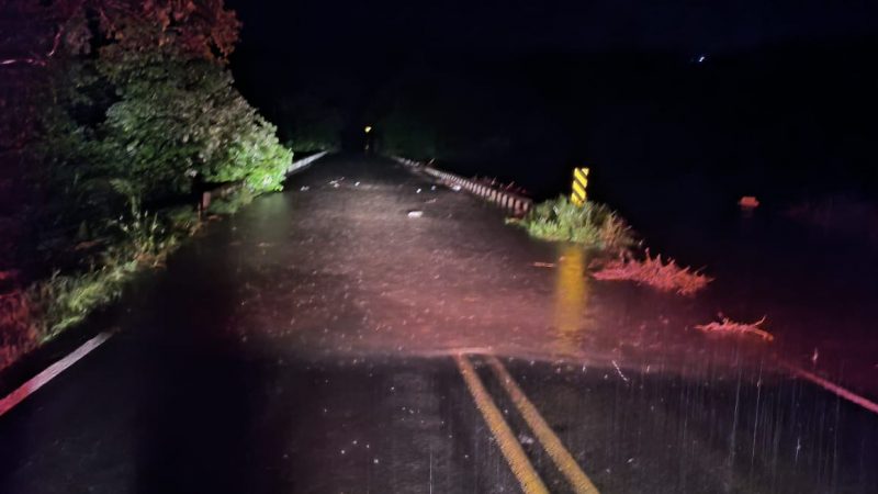 O trecho da SC-161 fica entre os municípios de Flor do Sertão e Romelândia.