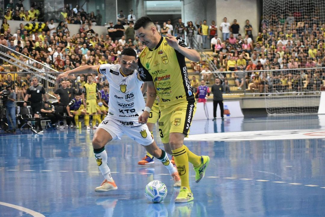 Assoeva bate Joinville nos pênaltis e vai à semifinal da Liga Futsal - ESPN