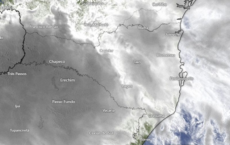 A chuva ainda marca presença em todas as regiões do Estado e mantém cidades em alerta para o risco de destelhamentos, danos na rede elétrica, alagamentos, deslizamentos, enxurradas e inundações