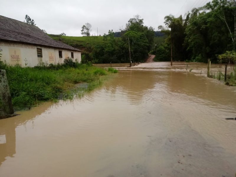 Alagamento em Presidente Getúlio Lontras também acende alerta para contaminações e doenças