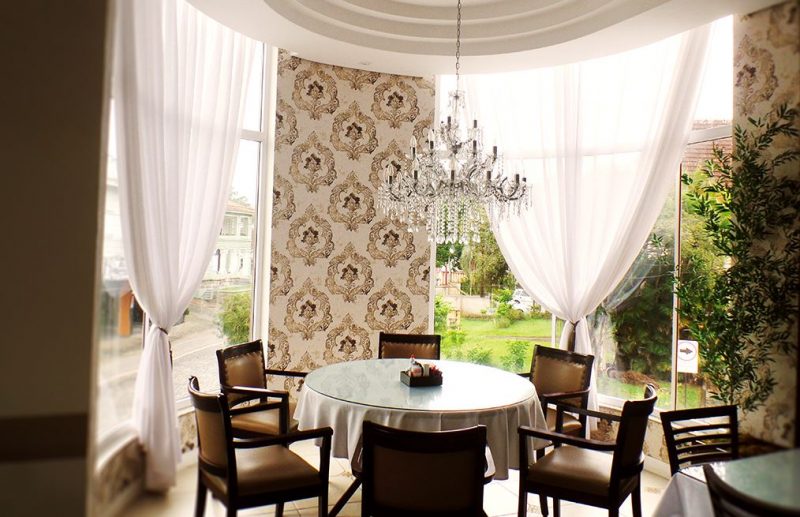 Torten Paradies tem aproximadamente 240 lugares dispon&iacute;veis e buffets de caf&eacute; da manh&atilde;, almo&ccedil;o e colonial – Foto: Reprodu&ccedil;&atilde;o/ND