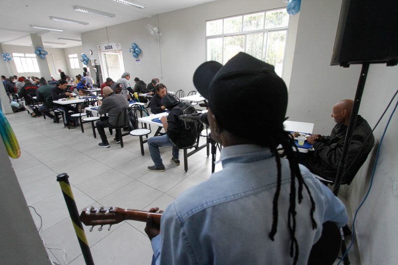 Único Restaurante Popular de Florianópolis tem mais de um ano de operação