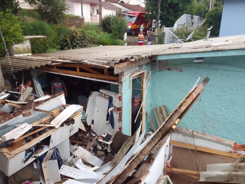 Acidente aconteceu ap&oacute;s troca de botij&atilde;o de g&aacute;s – Foto: Reprodu&ccedil;&atilde;o/CBM